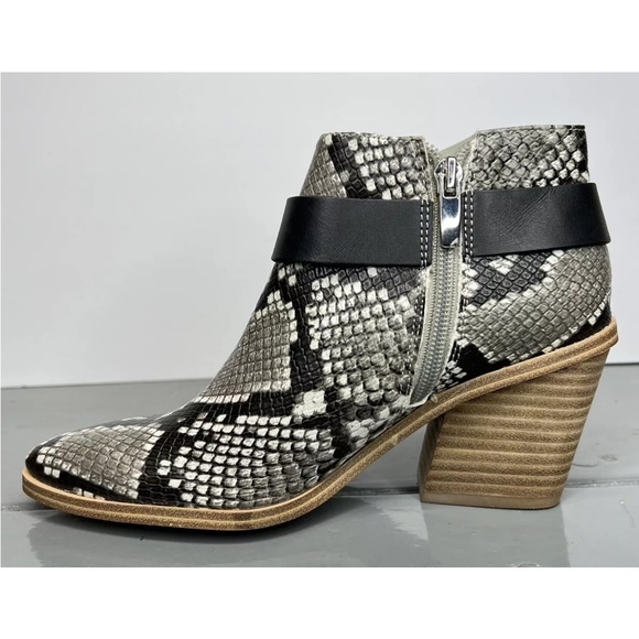 Nine West Womens Spencer Pointed Toe Ankle Booties Side Zip Animal Print Sz 5M - Picture 5 of 12